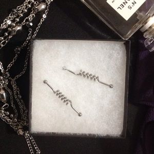 Cartilage earrings NWT
